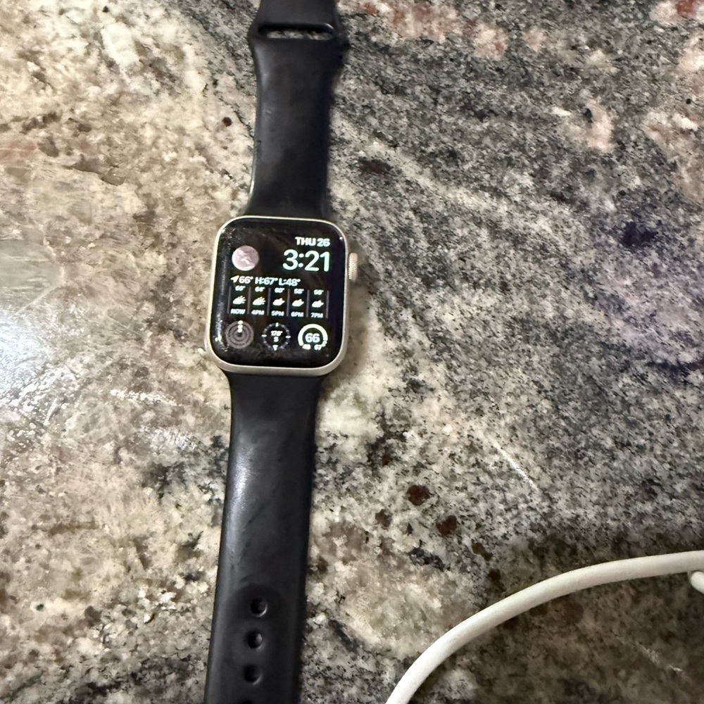 Apple watch - Picture 3 of 6